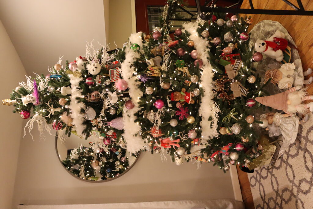 PreLit Christmas Tree - Beauteeful Living